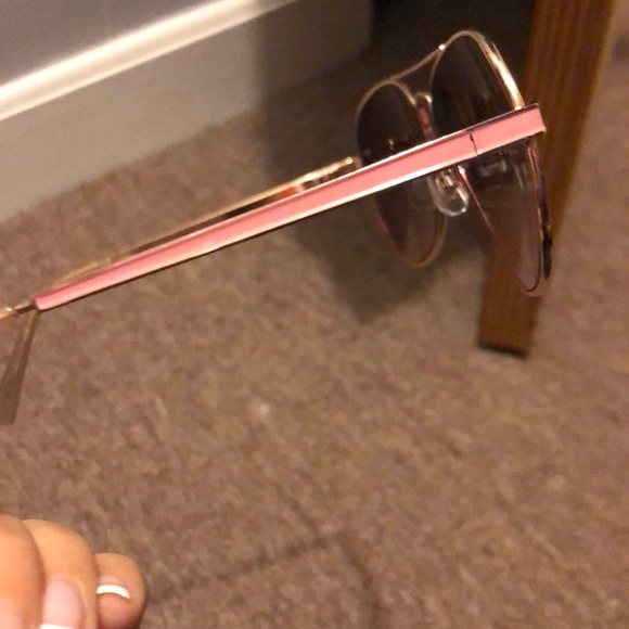 Juicy Couture sunglasses - Picture 4 of 5